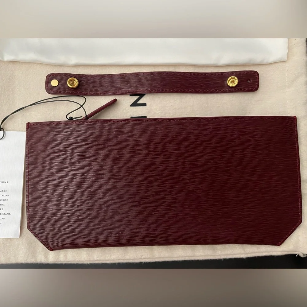 SENREVE - Bracelet Pouch - Mimosa: Bordeaux - Picture 5 of 11